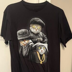 Hug life cat t shirt L